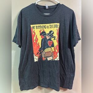 Tragic Girls Gray Short Sleeve T-Shirt with Bold Graphic Design